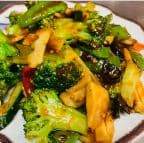 Best Broccoli in Garlic Sauce in Stratham, NH