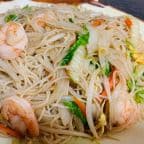 Best Shrimp Rice Noodles in Stratham, NH